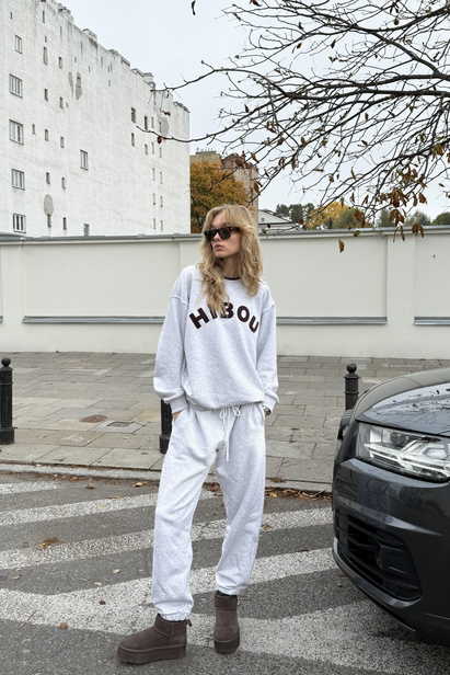 Bluza Oversize Hailey Jasny Melange z Napisem