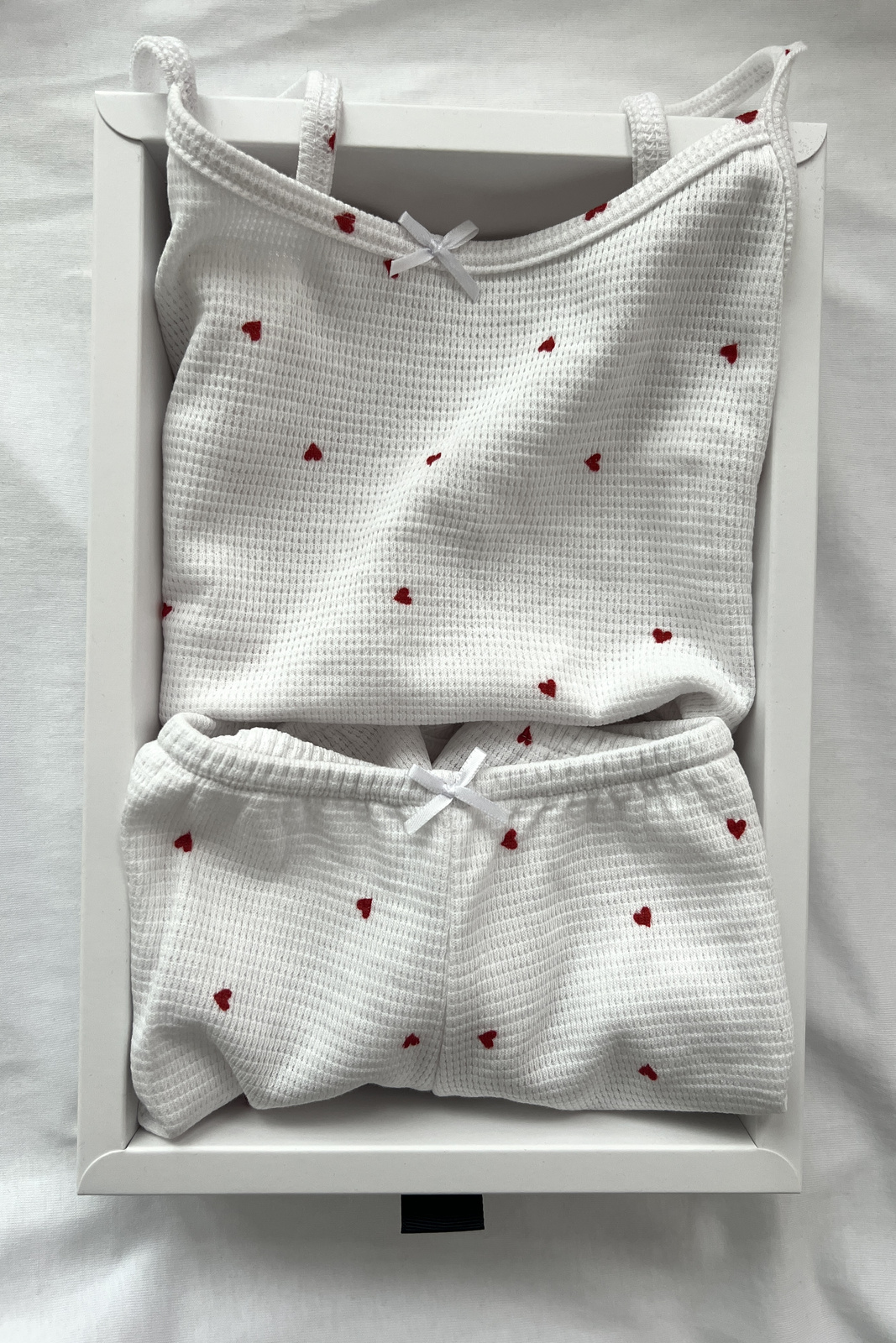 Zestaw Prezentowy Rosie Biały w Serduszka