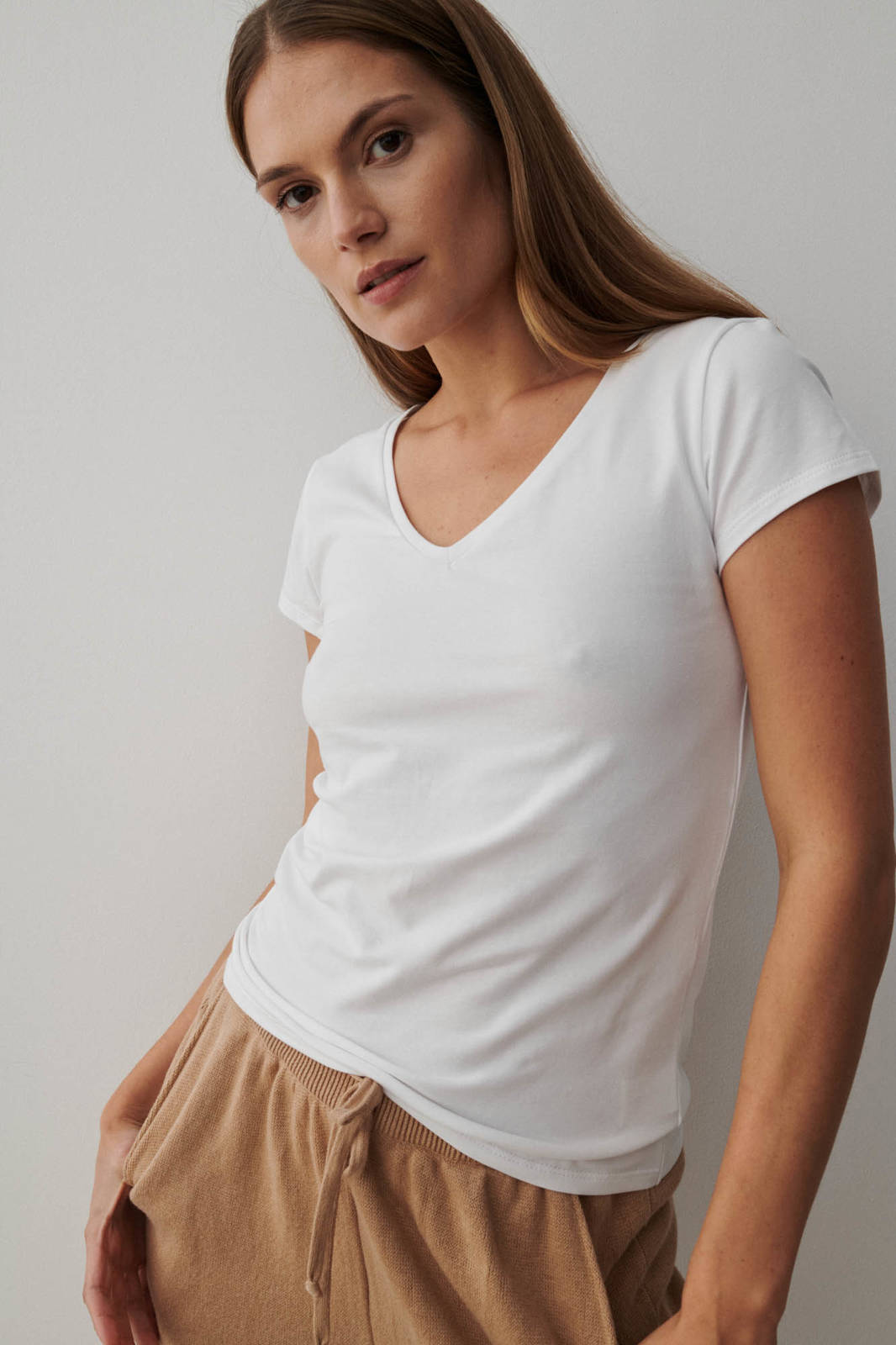 Koszulka V-Neck Biała